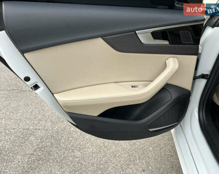 Белый Ауди А5, объемом двигателя 2 л и пробегом 143 тыс. км за 29999 $, фото 39 на Automoto.ua