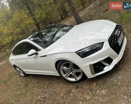 Ауді A5 2021 у Черкасах на Automoto.ua Білий Ауді A5, об'ємом двигуна 1.98 л та пробігом 65 тис. км за 33400 $, фото 3 на Automoto.ua