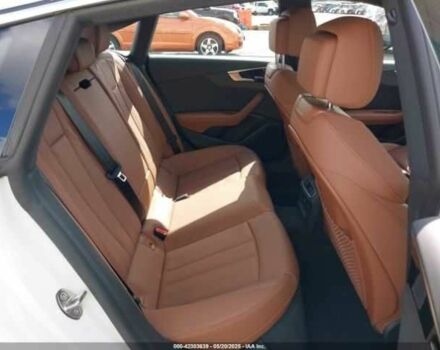 Белый Ауди А5, объемом двигателя 2 л и пробегом 12 тыс. км за 10000 $, фото 10 на Automoto.ua