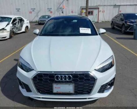Белый Ауди А5, объемом двигателя 2 л и пробегом 12 тыс. км за 10000 $, фото 1 на Automoto.ua
