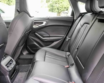 Білий Ауді A5, об'ємом двигуна 2 л та пробігом 10 тис. км за 16000 $, фото 10 на Automoto.ua