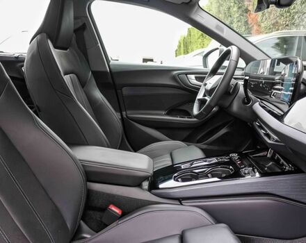 Білий Ауді A5, об'ємом двигуна 2 л та пробігом 10 тис. км за 16000 $, фото 9 на Automoto.ua