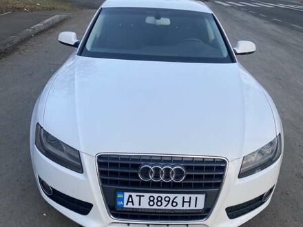 Белый Ауди А5, объемом двигателя 1.98 л и пробегом 210 тыс. км за 10500 $, фото 1 на Automoto.ua