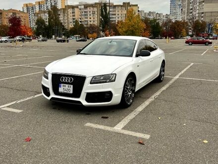 Ауди А5 2010 в Киеве на Automoto.ua Белый Ауди А5, объемом двигателя 2 л и пробегом 151 тыс. км за 9900 $, фото 1 на Automoto.ua