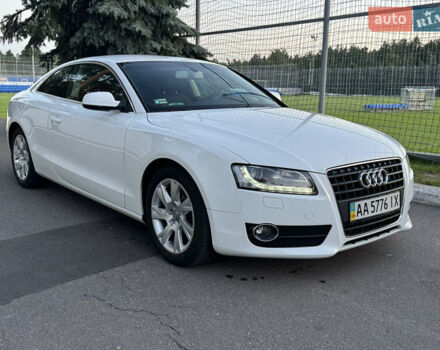 Белый Ауди А5, объемом двигателя 1.8 л и пробегом 30 тыс. км за 15700 $, фото 1 на Automoto.ua