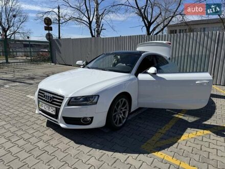 Ауди А5 2011 в Вишневом на Automoto.ua Белый Ауди А5, объемом двигателя 1.98 л и пробегом 168 тыс. км за 10500 $, фото 1 на Automoto.ua