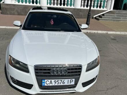 Ауди А5 2011 в Черкассах на Automoto.ua Белый Ауди А5, объемом двигателя 1.98 л и пробегом 180 тыс. км за 11700 $, фото 1 на Automoto.ua