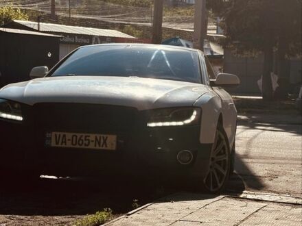 Білий Ауді A5, об'ємом двигуна 2 л та пробігом 227 тис. км за 7000 $, фото 1 на Automoto.ua