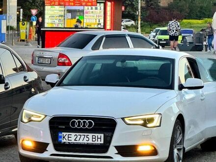 Білий Ауді A5, об'ємом двигуна 2 л та пробігом 133 тис. км за 12500 $, фото 1 на Automoto.ua