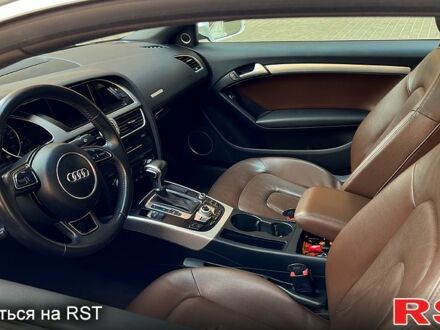 Білий Ауді A5, об'ємом двигуна 2 л та пробігом 115 тис. км за 13800 $, фото 1 на Automoto.ua