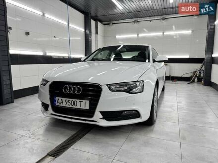 Ауді A5 2012 у Києві на Automoto.ua Білий Ауді A5, об'ємом двигуна 2 л та пробігом 182 тис. км за 15500 $, фото 1 на Automoto.ua
