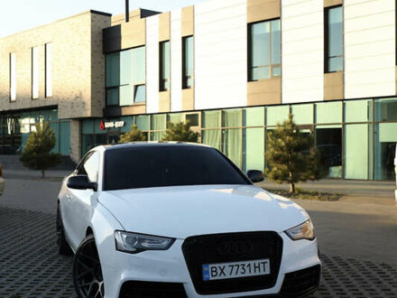 Ауди А5 2013 в Хмельницком на Automoto.ua Белый Ауди А5, объемом двигателя 2 л и пробегом 181 тыс. км за 15000 $, фото 1 на Automoto.ua