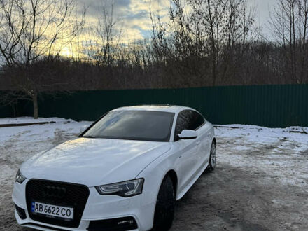 Білий Ауді A5, об'ємом двигуна 2 л та пробігом 144 тис. км за 19499 $, фото 1 на Automoto.ua