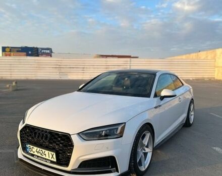 Белый Ауди А5, объемом двигателя 1.98 л и пробегом 157 тыс. км за 20999 $, фото 1 на Automoto.ua