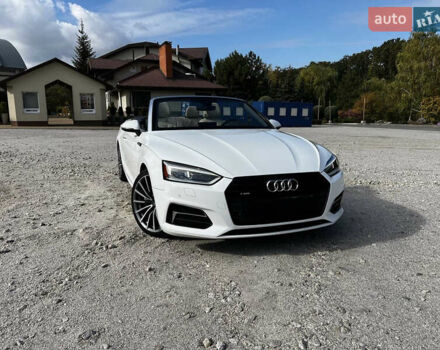 Белый Ауди А5, объемом двигателя 1.98 л и пробегом 70 тыс. км за 37000 $, фото 1 на Automoto.ua