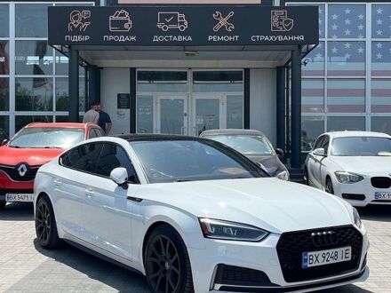 Белый Ауди А5, объемом двигателя 1.98 л и пробегом 175 тыс. км за 22000 $, фото 1 на Automoto.ua
