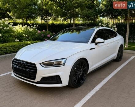Белый Ауди А5, объемом двигателя 1.98 л и пробегом 135 тыс. км за 24000 $, фото 1 на Automoto.ua