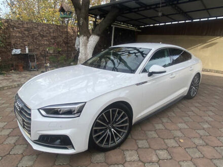 Белый Ауди А5, объемом двигателя 2 л и пробегом 180 тыс. км за 28700 $, фото 1 на Automoto.ua