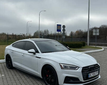 Белый Ауди А5, объемом двигателя 1.98 л и пробегом 109 тыс. км за 27900 $, фото 1 на Automoto.ua