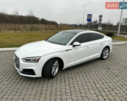 Белый Ауди А5, объемом двигателя 1.98 л и пробегом 46 тыс. км за 27000 $, фото 1 на Automoto.ua