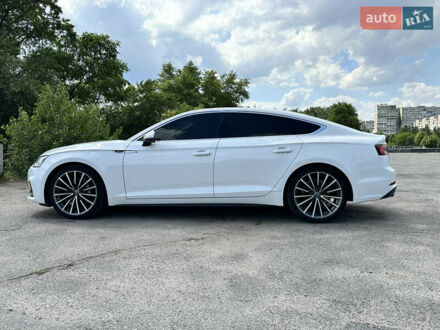 Белый Ауди А5, объемом двигателя 1.97 л и пробегом 224 тыс. км за 26400 $, фото 1 на Automoto.ua