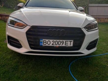 Белый Ауди А5, объемом двигателя 2 л и пробегом 129 тыс. км за 26800 $, фото 1 на Automoto.ua