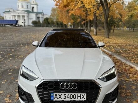 Ауді A5 2022 у Чугуеве на Automoto.ua Білий Ауді A5, об'ємом двигуна 2 л та пробігом 41 тис. км за 28999 $, фото 1 на Automoto.ua