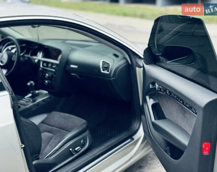 Бежевий Ауді A5, об'ємом двигуна 1.98 л та пробігом 207 тис. км за 11999 $, фото 12 на Automoto.ua