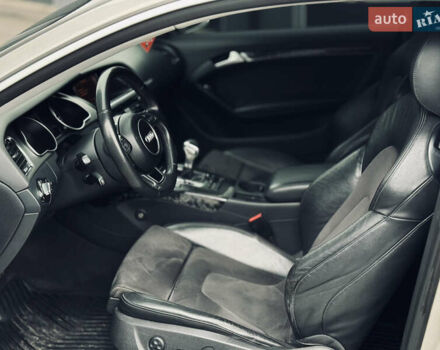 Бежевий Ауді A5, об'ємом двигуна 1.98 л та пробігом 207 тис. км за 11999 $, фото 11 на Automoto.ua