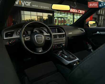 Ауді A5 2010 у Кам'янське (Дніпродзержинськ) на Automoto.ua Чорний Ауді A5, об'ємом двигуна 2 л та пробігом 191 тис. км за 10900 $, фото 12 на Automoto.ua