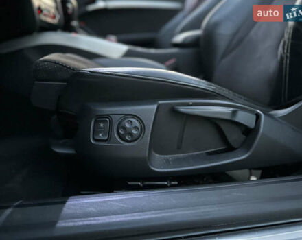 Ауді A5 2010 у Кам'янське (Дніпродзержинськ) на Automoto.ua Чорний Ауді A5, об'ємом двигуна 2 л та пробігом 191 тис. км за 10900 $, фото 16 на Automoto.ua