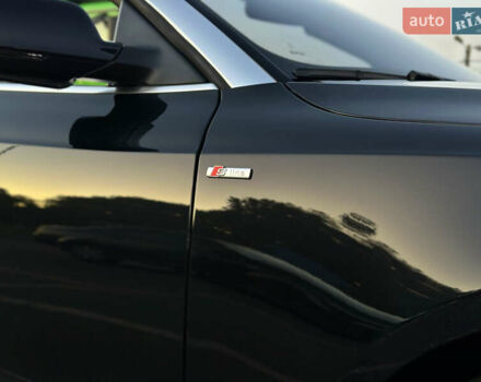 Ауді A5 2010 у Кам'янське (Дніпродзержинськ) на Automoto.ua Чорний Ауді A5, об'ємом двигуна 2 л та пробігом 191 тис. км за 10900 $, фото 7 на Automoto.ua