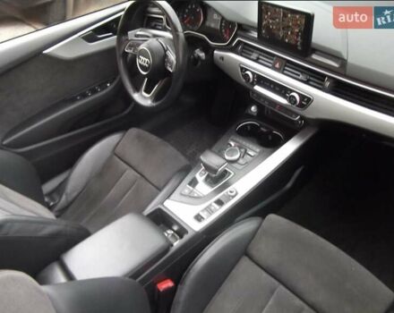 Черный Ауди А5, объемом двигателя 1.98 л и пробегом 90 тыс. км за 39400 $, фото 10 на Automoto.ua