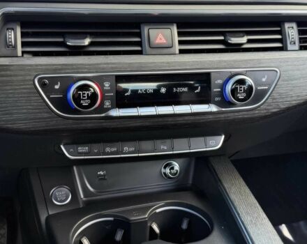 Черный Ауди А5, объемом двигателя 2 л и пробегом 46 тыс. км за 5500 $, фото 10 на Automoto.ua