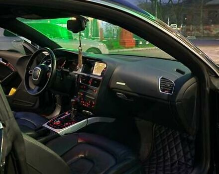 Чорний Ауді A5, об'ємом двигуна 1.98 л та пробігом 229 тис. км за 10000 $, фото 14 на Automoto.ua