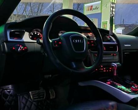 Чорний Ауді A5, об'ємом двигуна 1.98 л та пробігом 229 тис. км за 10000 $, фото 13 на Automoto.ua