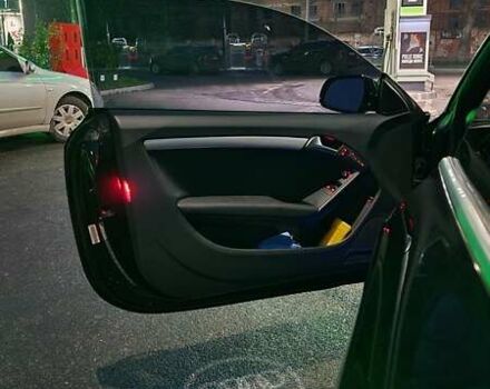 Чорний Ауді A5, об'ємом двигуна 1.98 л та пробігом 229 тис. км за 10000 $, фото 16 на Automoto.ua