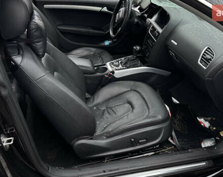 Черный Ауди А5, объемом двигателя 1.98 л и пробегом 208 тыс. км за 5500 $, фото 7 на Automoto.ua