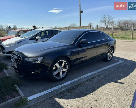 Черный Ауди А5, объемом двигателя 1.98 л и пробегом 173 тыс. км за 8000 $, фото 3 на Automoto.ua