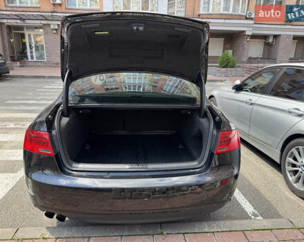 Черный Ауди А5, объемом двигателя 1.98 л и пробегом 140 тыс. км за 13900 $, фото 1 на Automoto.ua