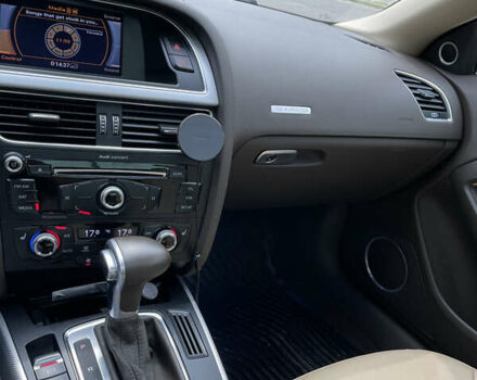 Черный Ауди А5, объемом двигателя 1.98 л и пробегом 134 тыс. км за 15000 $, фото 6 на Automoto.ua