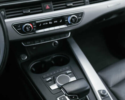 Черный Ауди А5, объемом двигателя 1.98 л и пробегом 87 тыс. км за 22900 $, фото 10 на Automoto.ua