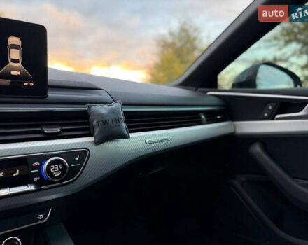 Чорний Ауді A5, об'ємом двигуна 1.98 л та пробігом 125 тис. км за 22800 $, фото 74 на Automoto.ua