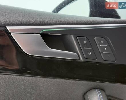 Чорний Ауді A5, об'ємом двигуна 2 л та пробігом 80 тис. км за 25890 $, фото 17 на Automoto.ua