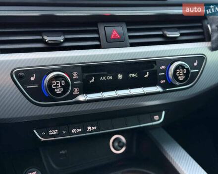 Чорний Ауді A5, об'ємом двигуна 1.98 л та пробігом 125 тис. км за 22800 $, фото 65 на Automoto.ua