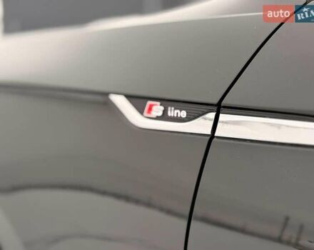 Чорний Ауді A5, об'ємом двигуна 2 л та пробігом 80 тис. км за 25890 $, фото 6 на Automoto.ua