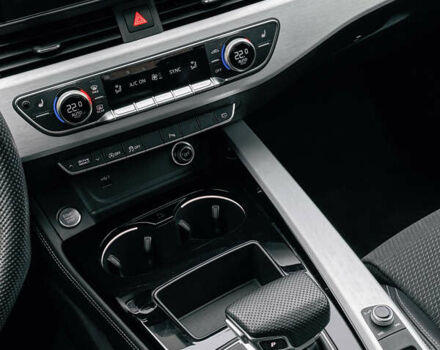 Чорний Ауді A5, об'ємом двигуна 1.98 л та пробігом 83 тис. км за 33000 $, фото 30 на Automoto.ua