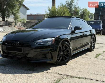 Черный Ауди А5, объемом двигателя 1.98 л и пробегом 115 тыс. км за 31900 $, фото 5 на Automoto.ua