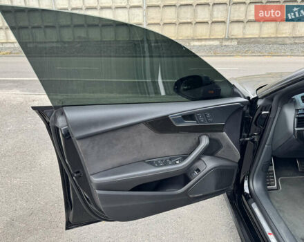 Черный Ауди А5, объемом двигателя 1.98 л и пробегом 75 тыс. км за 42000 $, фото 1 на Automoto.ua