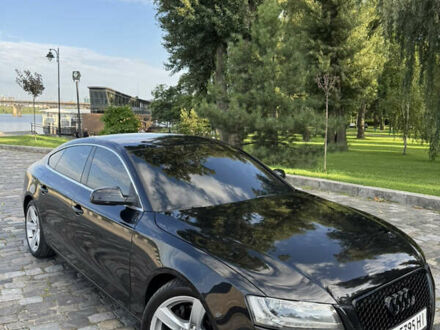 Ауди А5 2010 в Киеве на Automoto.ua Черный Ауди А5, объемом двигателя 1.98 л и пробегом 200 тыс. км за 12500 $, фото 1 на Automoto.ua
